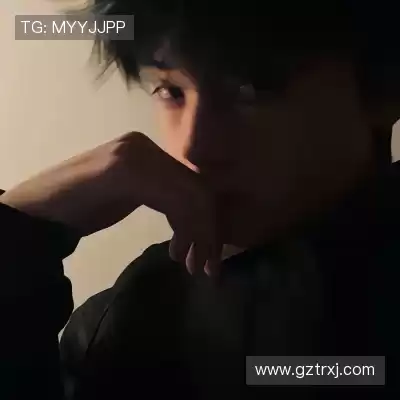 强燕颖